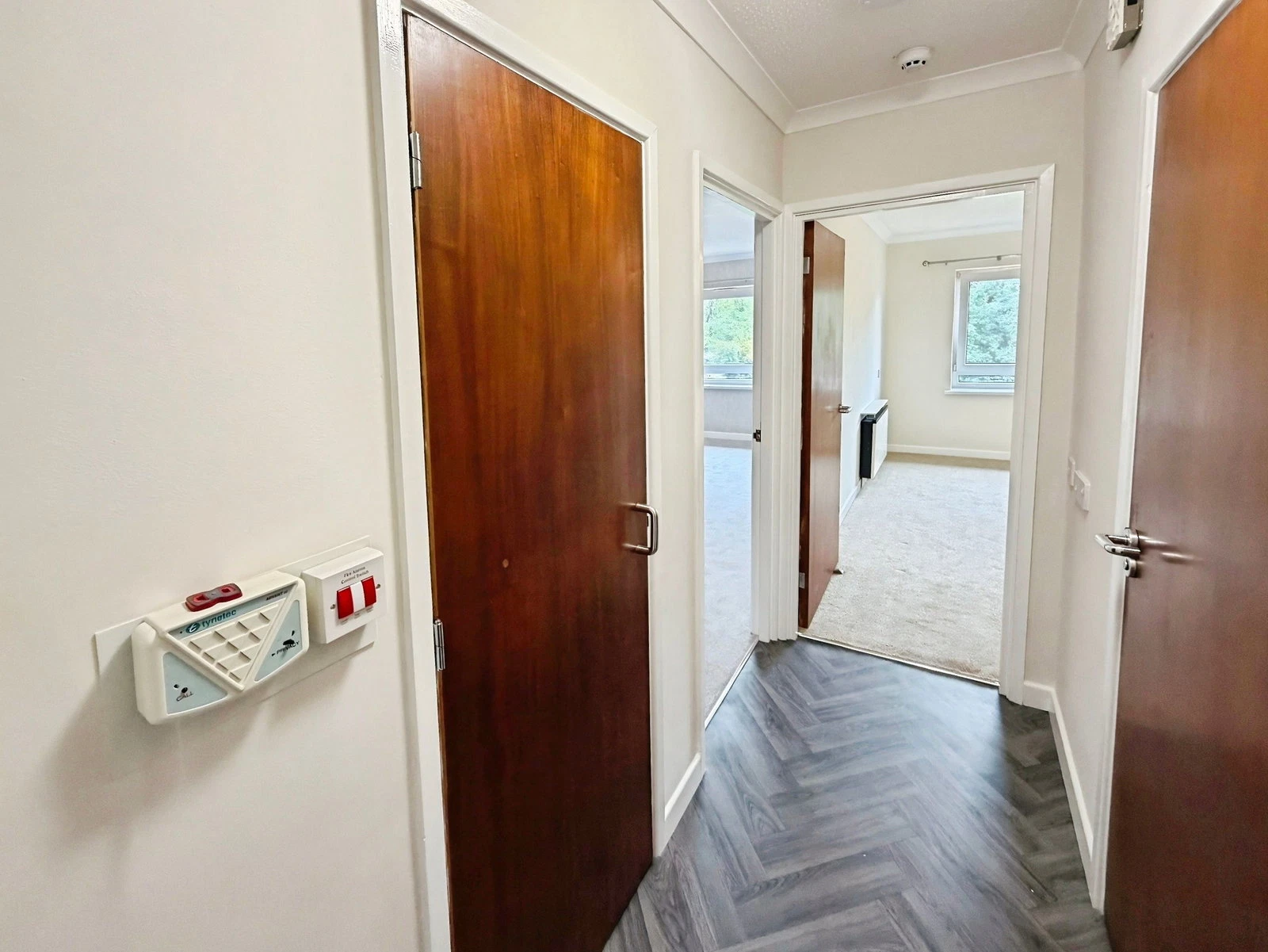 Parklands Court, Sketty, Swansea, SA2 8LZ - image 20