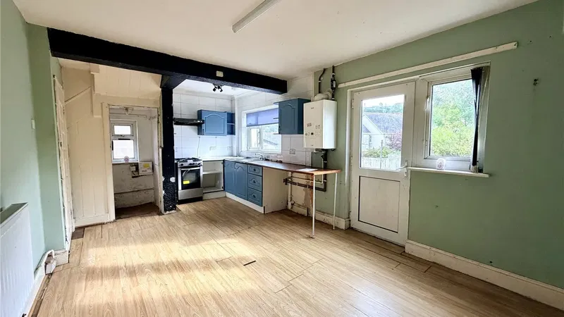 Penchwintan Road, Bangor, Gwynedd, LL57 - image 3