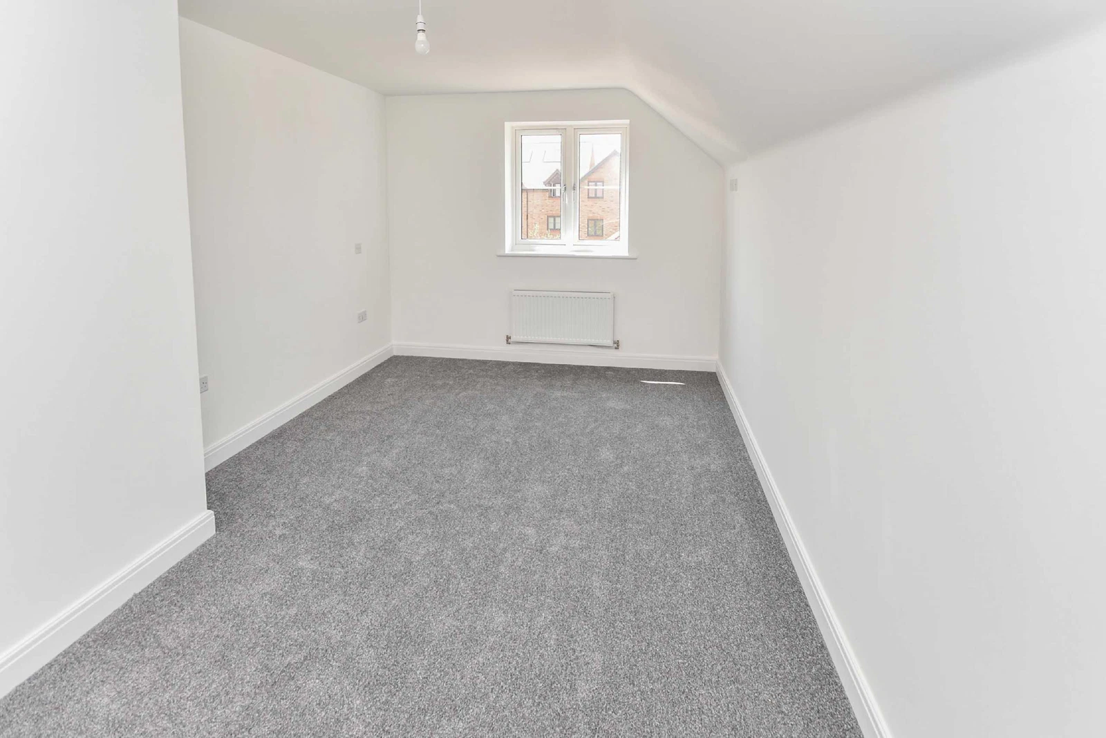 Barnwell Gardens, Priors Hall - image 5