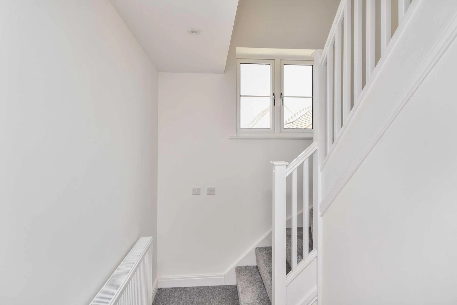 Barnwell Gardens, Priors Hall - image 9