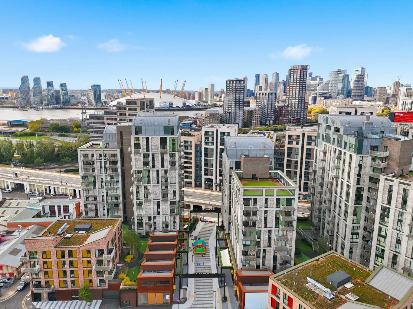 306 Thanet Tower, 6 Caxton Street North, London, Greater London, E16 1XE - image 12