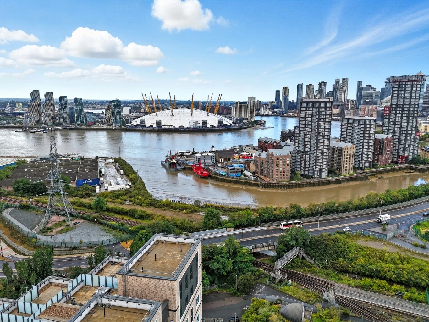 306 Thanet Tower, 6 Caxton Street North, London, Greater London, E16 1XE - image 14