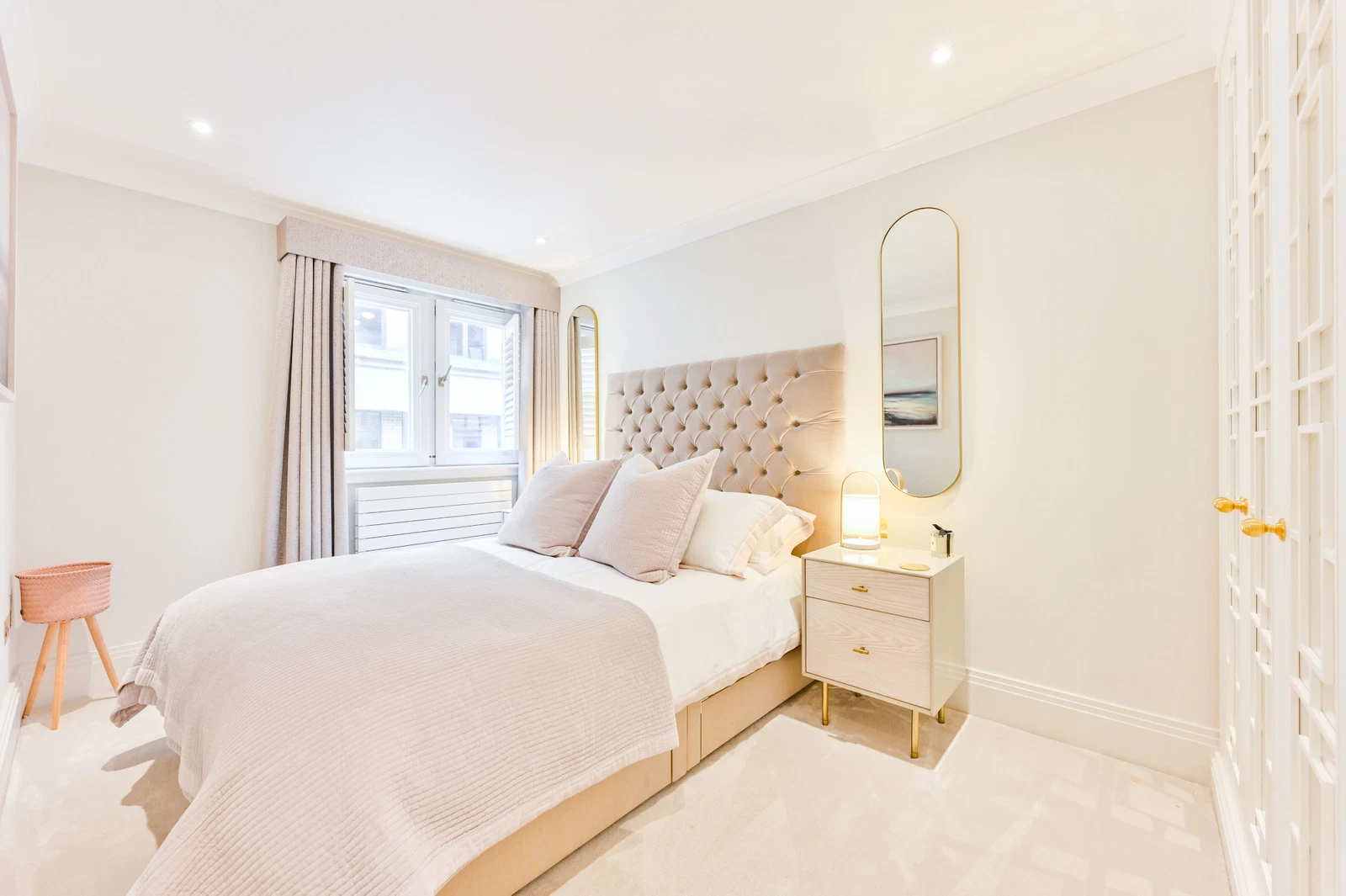 Rose & Crown Yard, Mayfair, SW1Y - image 7