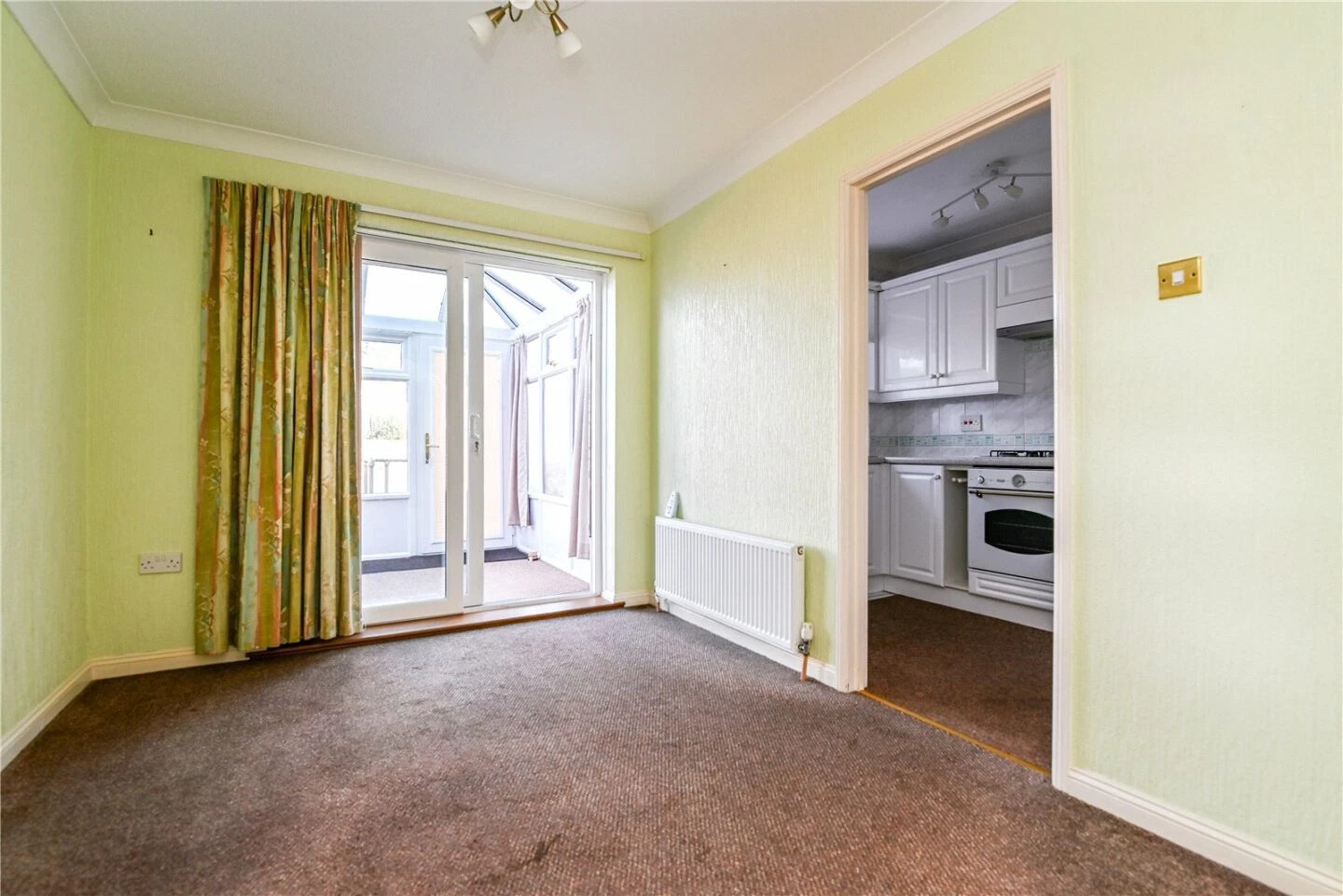 Caslake Close, New Milton, Hampshire, BH25 6PU - image 5