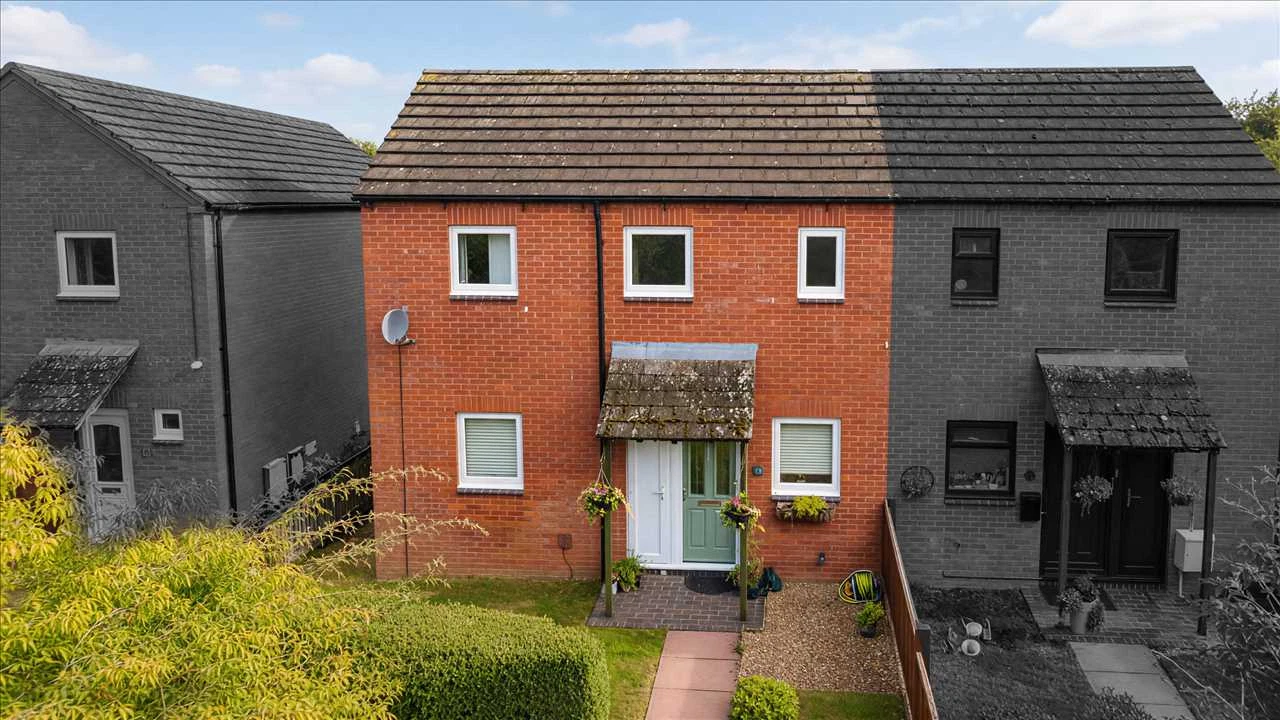 The Grove, Bradwell, Milton Keynes - image 15