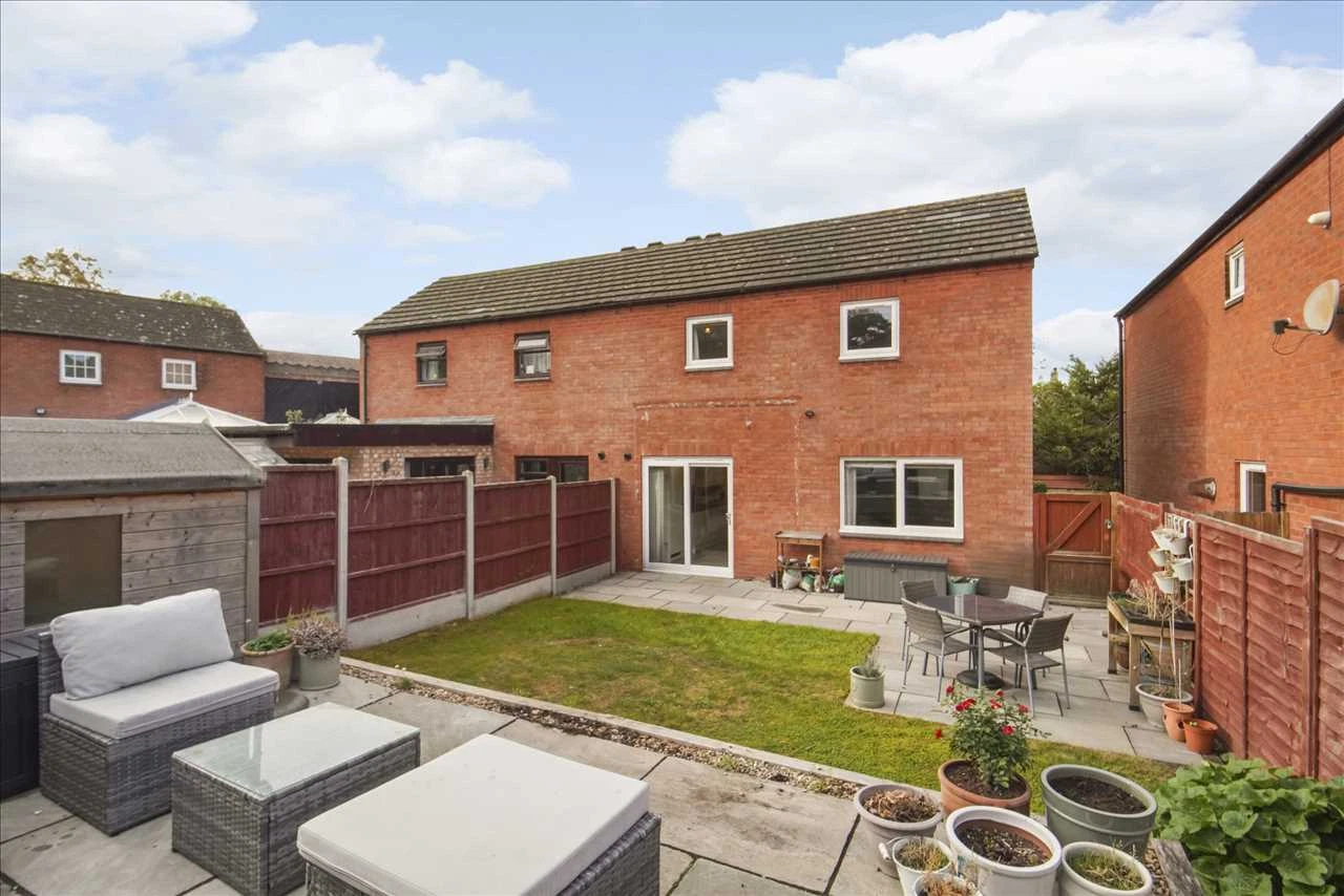 The Grove, Bradwell, Milton Keynes - image 17
