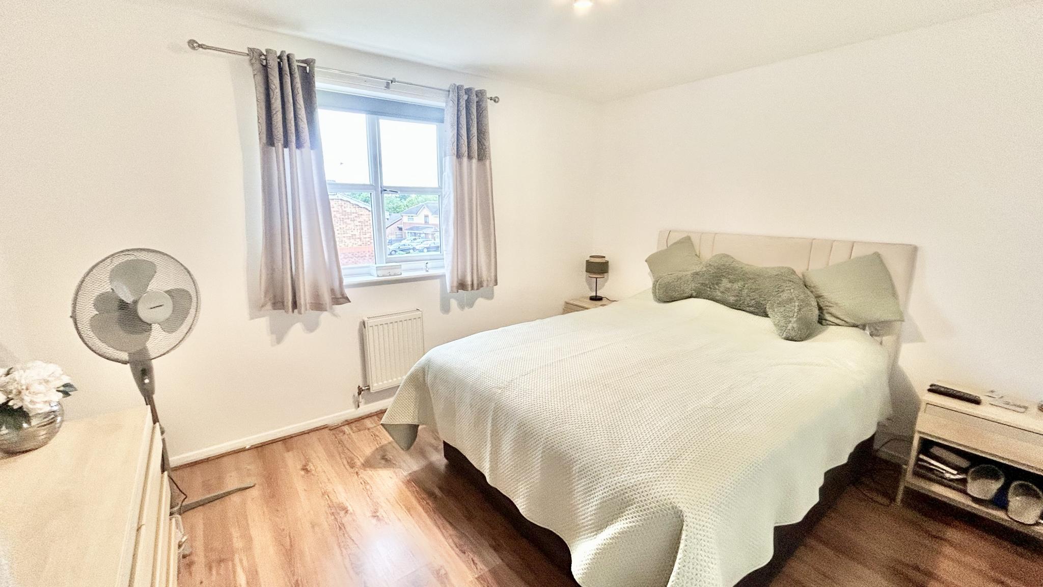 Titchfield Road, Oldham, OL8 - image 17