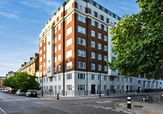 Flat 31 Tavistock Court, Tavistock Square, Bloomsbury, London, WC1H 9HE - image 1