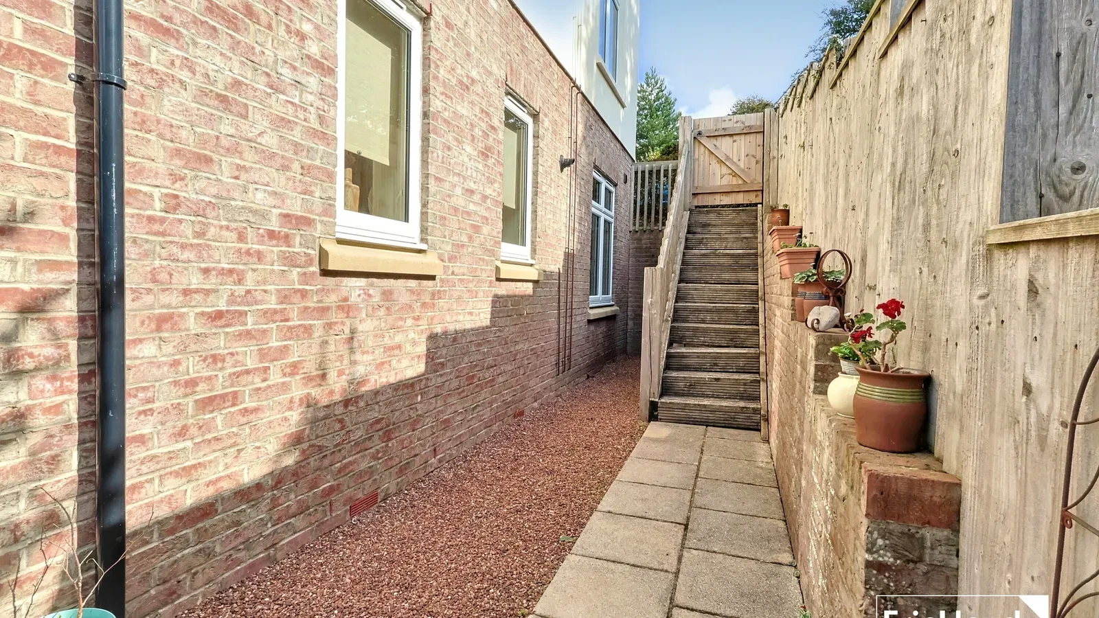 Sharkham Court, Brixham - image 13