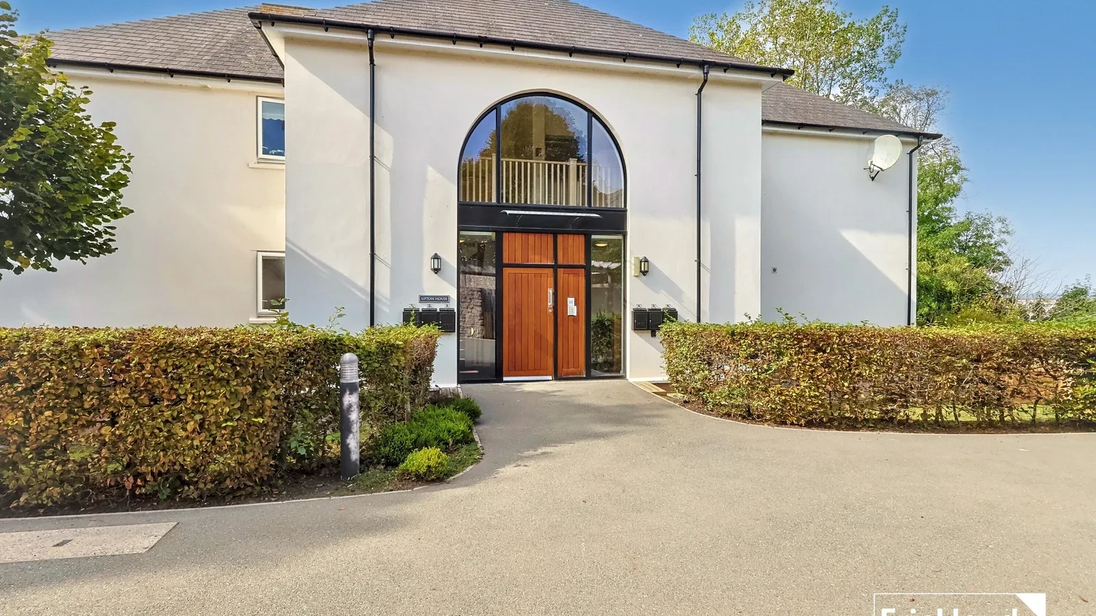 Sharkham Court, Brixham - image 1