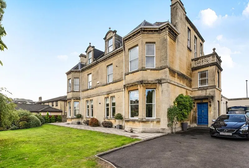 Bath house prices & property market 2026: median £463k, October update ...