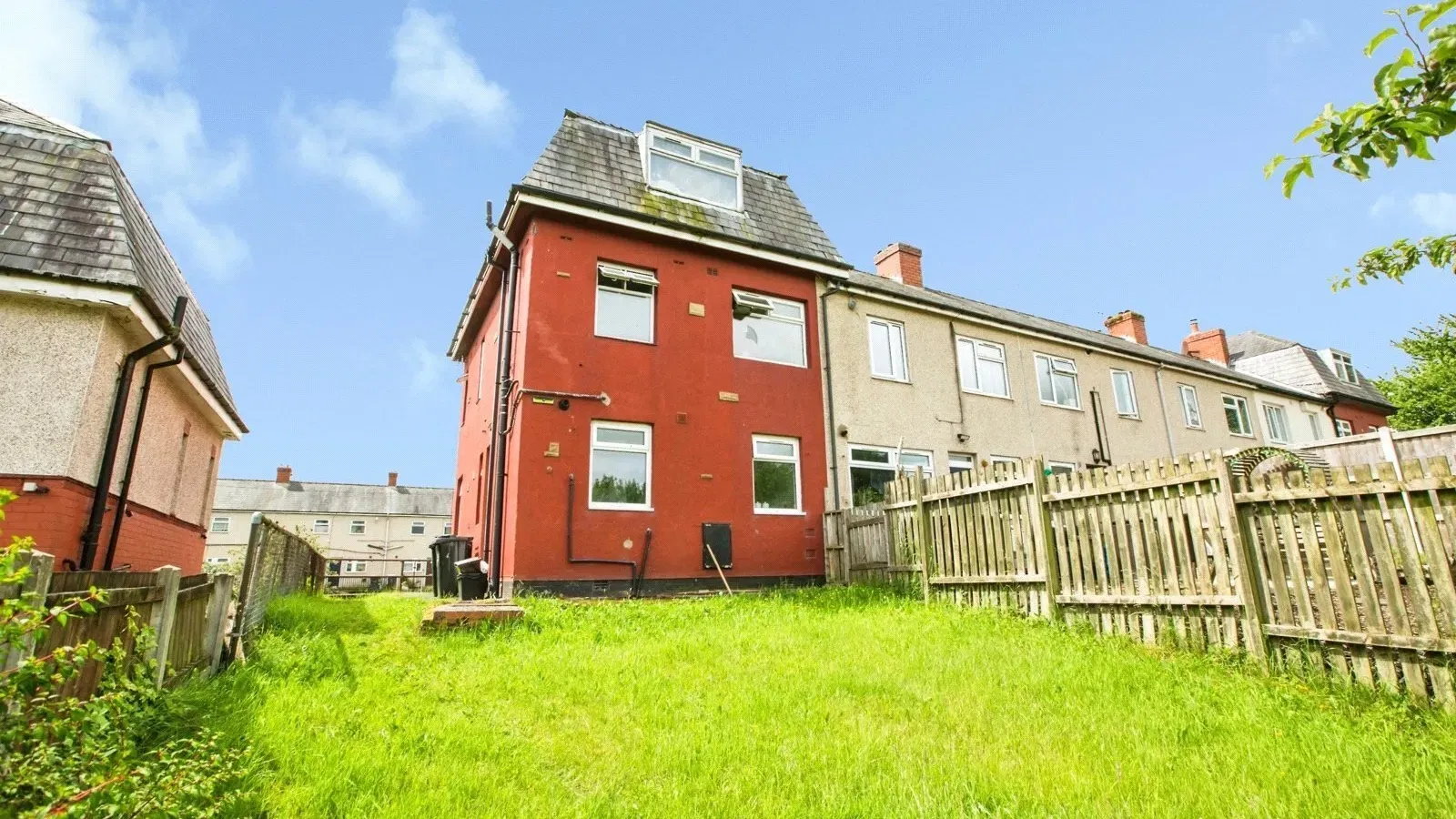 Ovenden Way, Halifax, West Yorkshire, HX3 - image 3