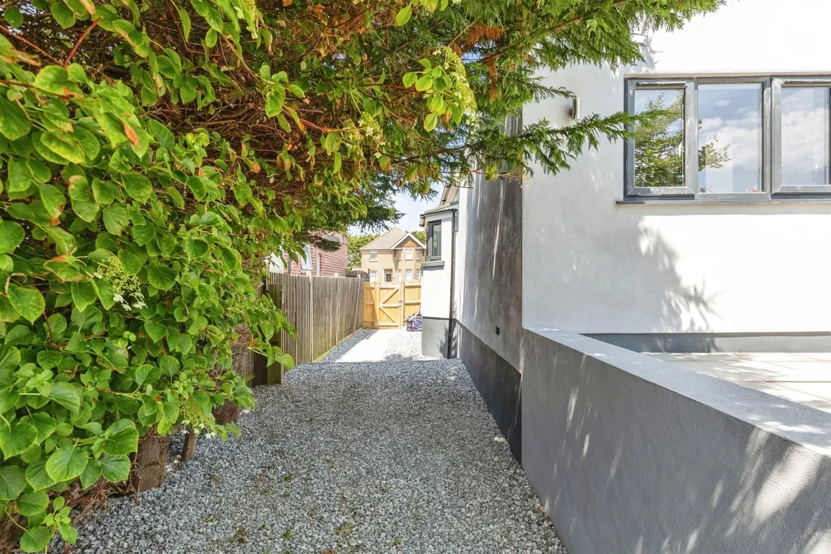 Bexhill Road, St. Leonards-On-Sea - image 23