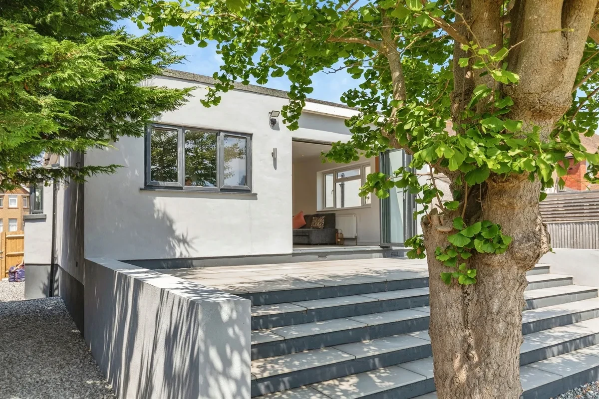 Bexhill Road, St. Leonards-On-Sea - image 2