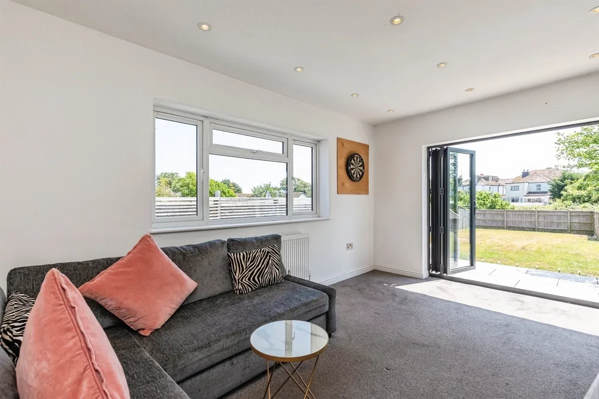 Bexhill Road, St. Leonards-On-Sea - image 4