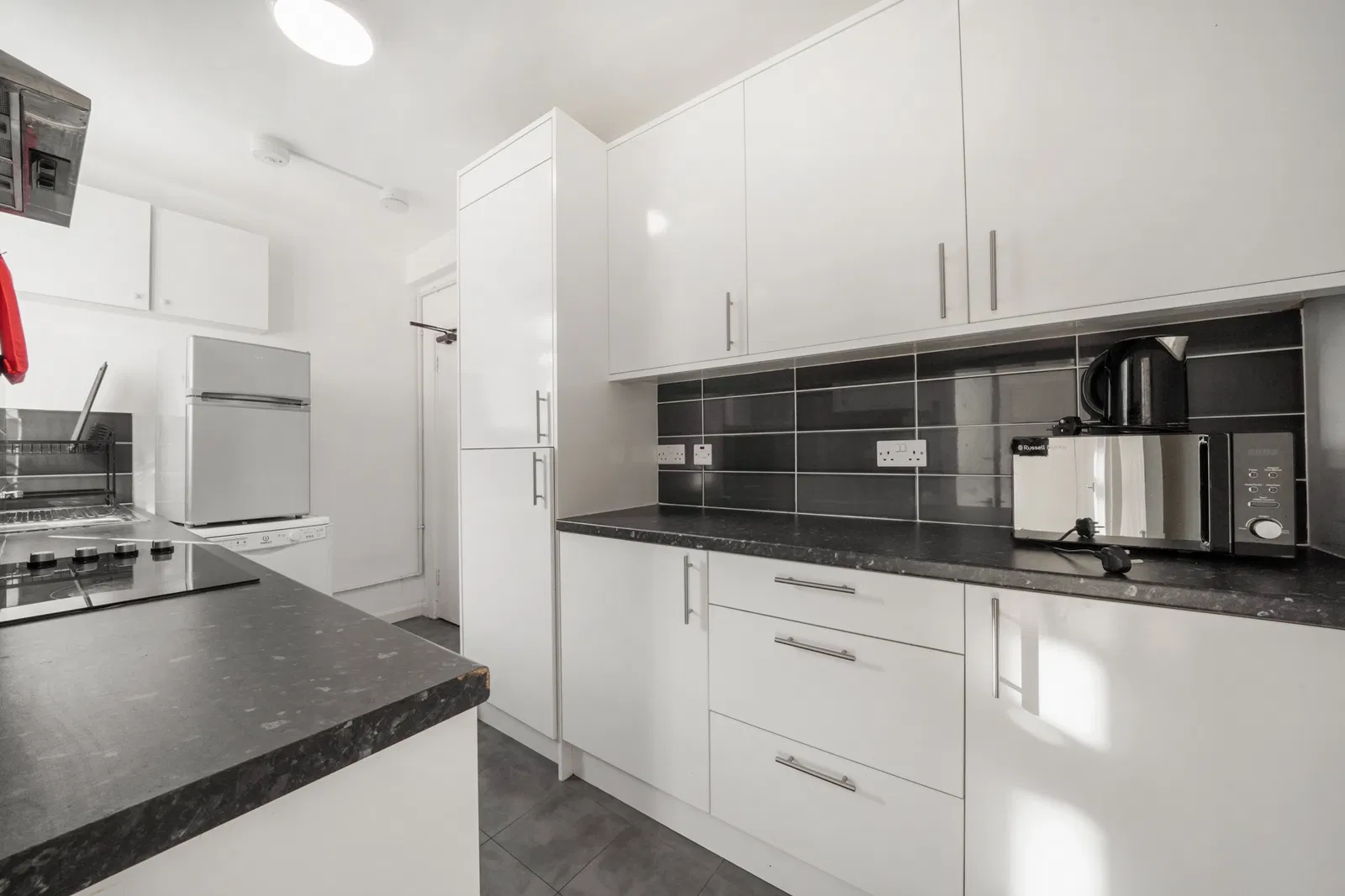 Latymer Court, Hammersmith Road, Hammersmith, London, W6 - image 3