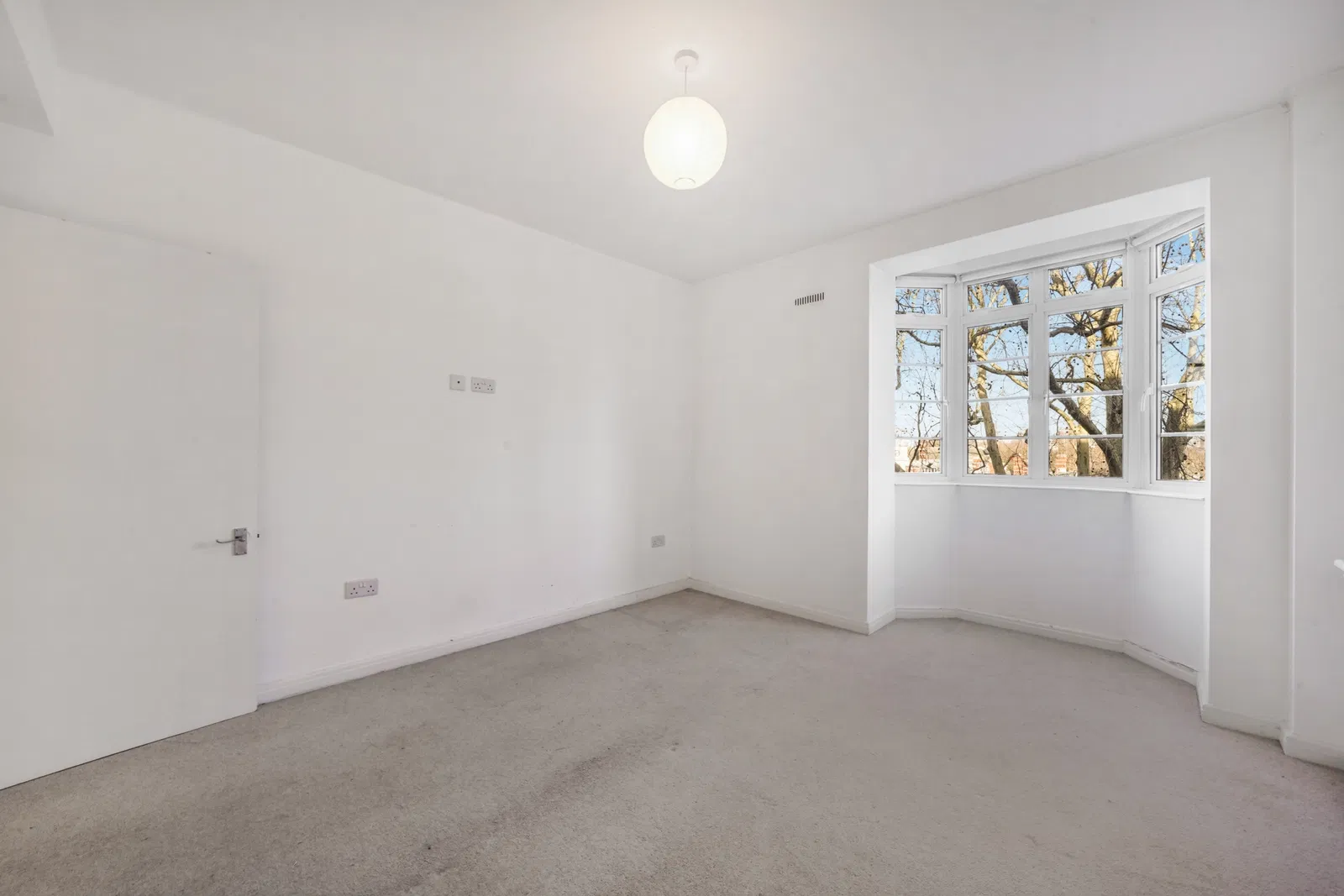 Latymer Court, Hammersmith Road, Hammersmith, London, W6 - image 4