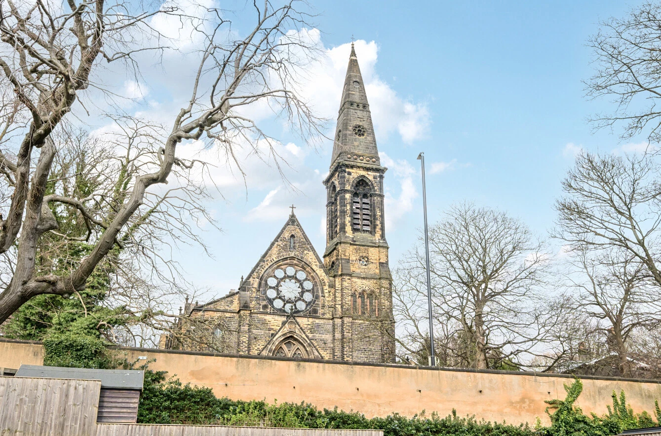 Victoria Gardens, Hyde Park, Leeds, LS6 - image 12