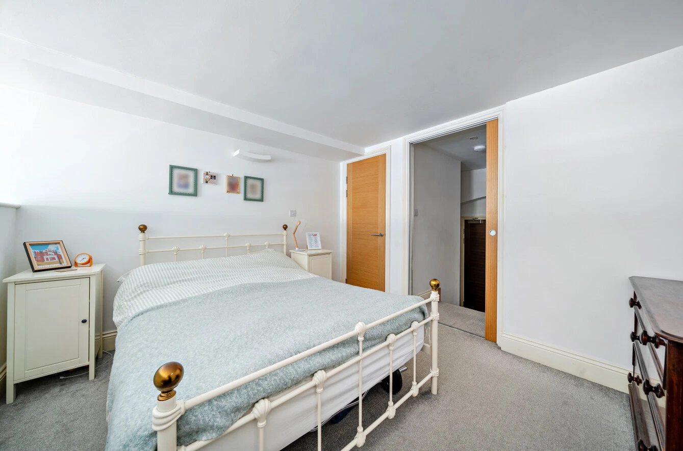 Victoria Gardens, Hyde Park, Leeds, LS6 - image 9