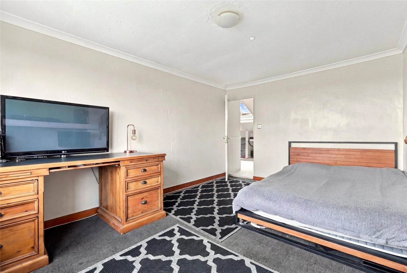 Vartry Road, London, N15 - image 9