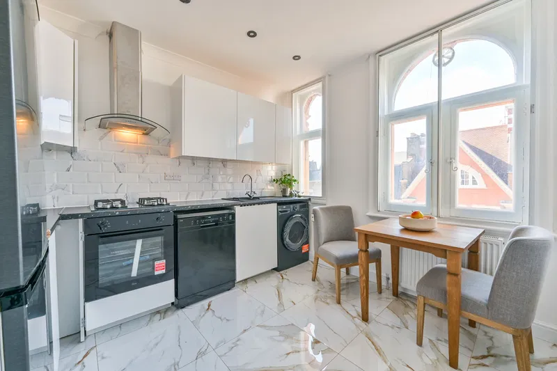 Wimpole Street, London, W1G - image 3