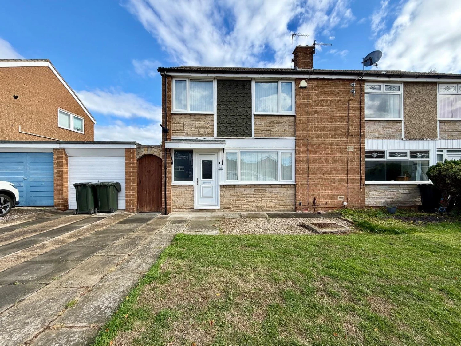 Cawood Drive, Acklam, Middlesbrough - image 1