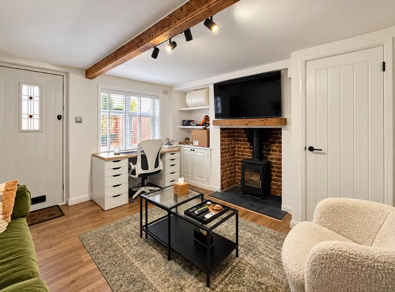 Avenue Road, Wymondham - image 3
