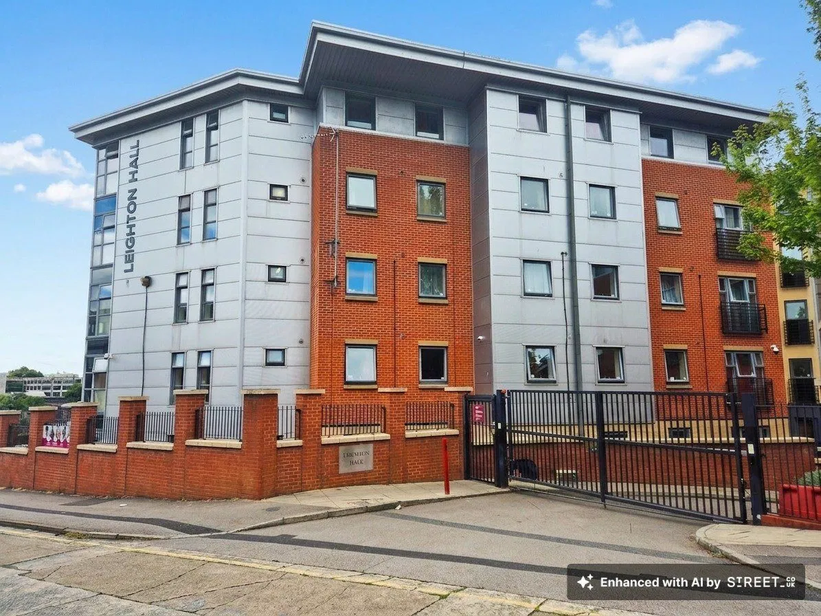 B47, Leighton Hall, Leighton Street, Preston, PR1 8RH - image 1
