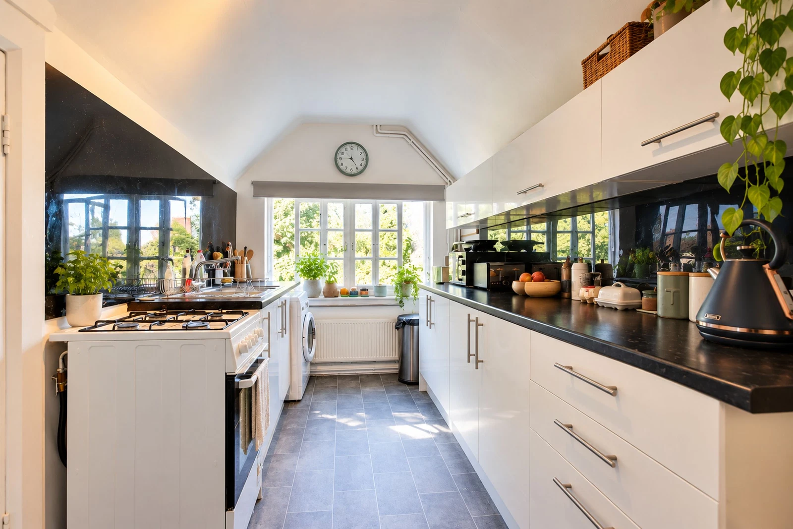 Toller Road, Stoneygate, Leicester - image 3