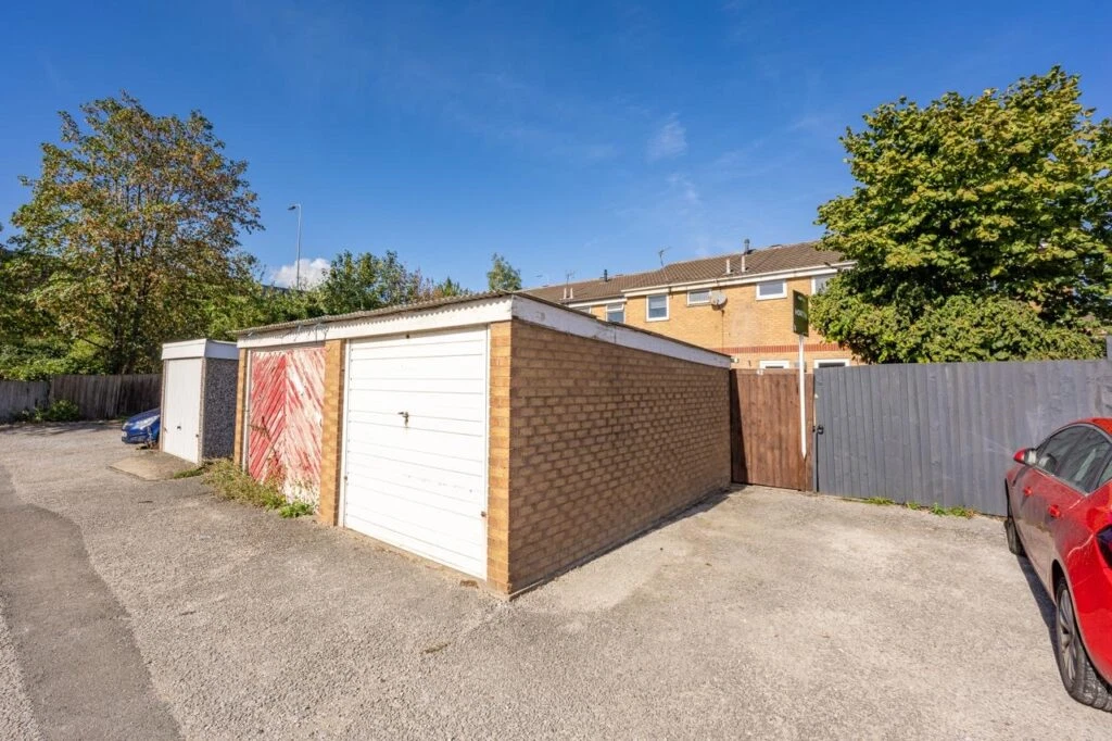 Quantock Road, Long Eaton, NG10 3 - image 2