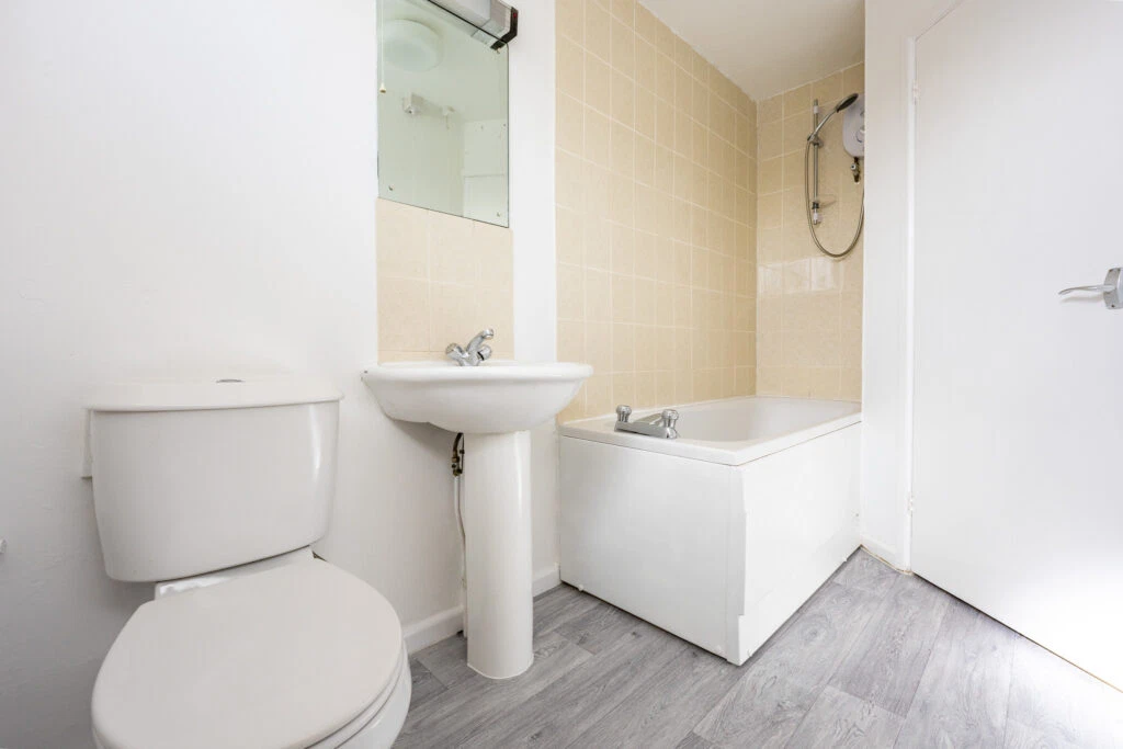 Quantock Road, Long Eaton, NG10 3 - image 9