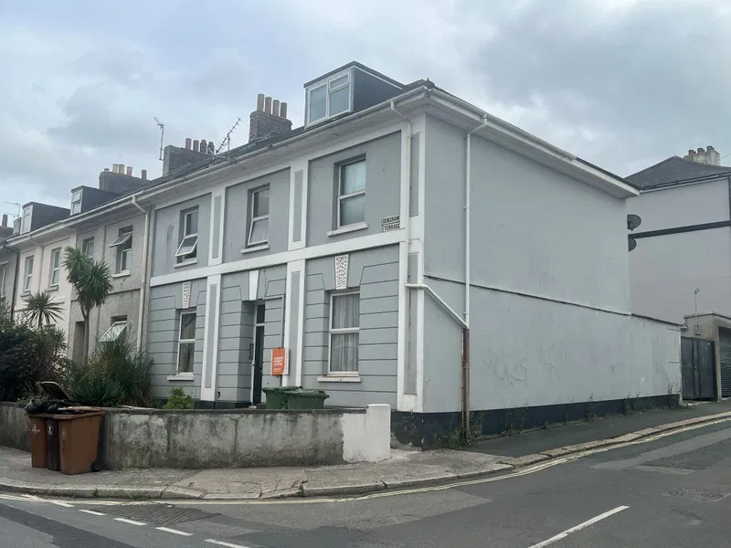 Flat 3 247 North Road West, Plymouth, Devon, PL1 5DQ