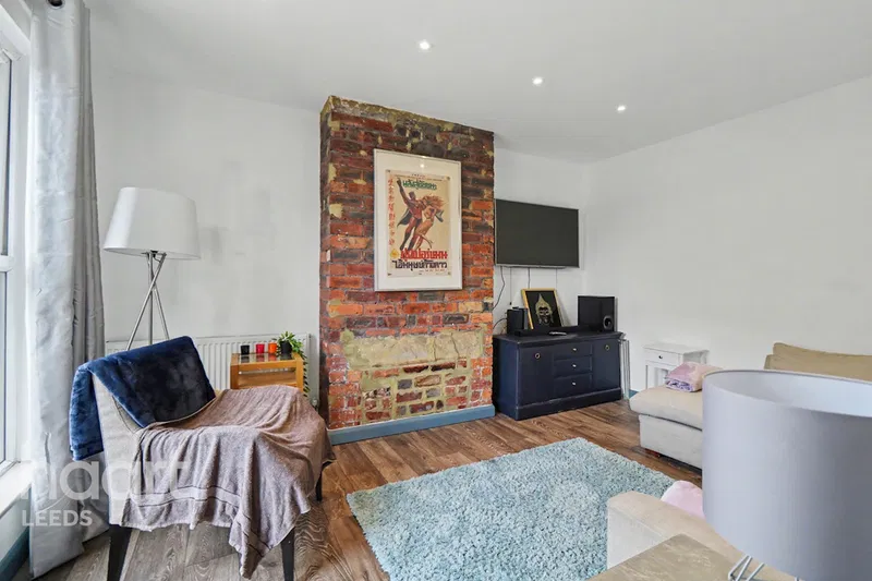 Seaforth Mount, Leeds, LS9 - image 2