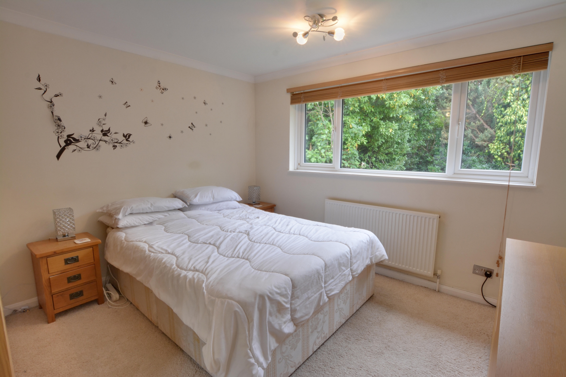 Keble Close, Pound Hill, Crawley, West Sussex, RH10 - image 10