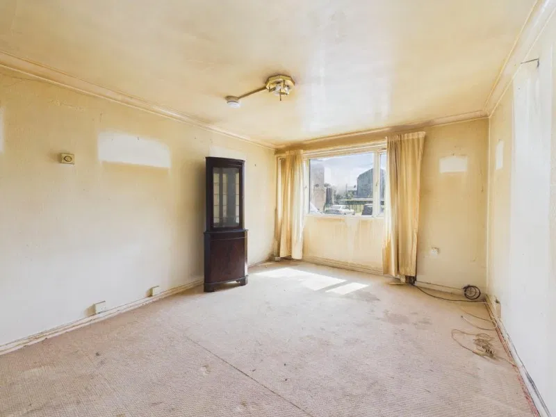 St. Johns House, Ferncliffe Road, BD16 2TE - image 2