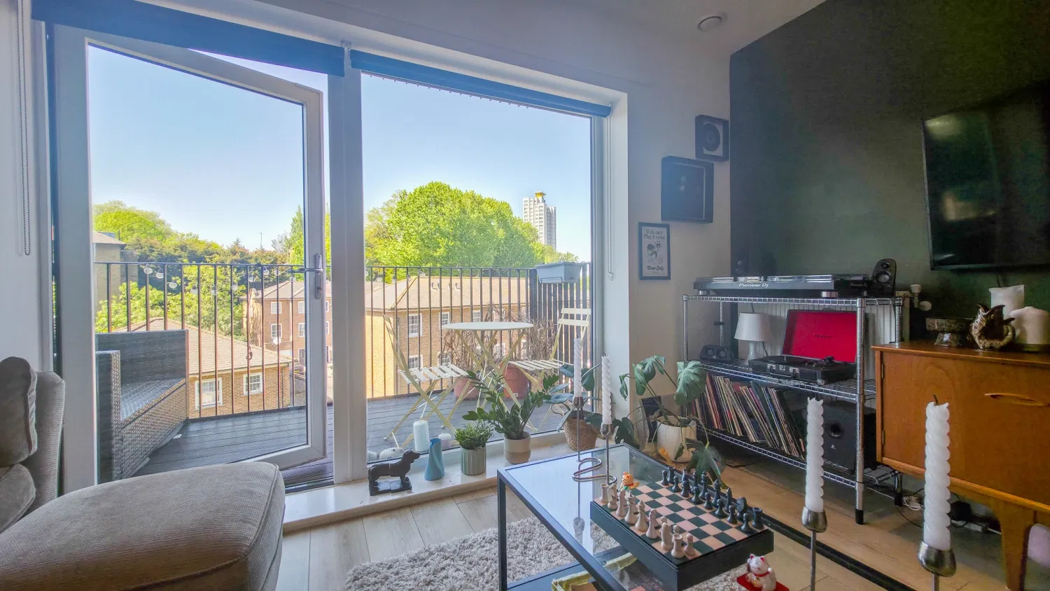 Knowles Court, 18 Brumwell Avenue, Woolwich, London, SE18 - image 4