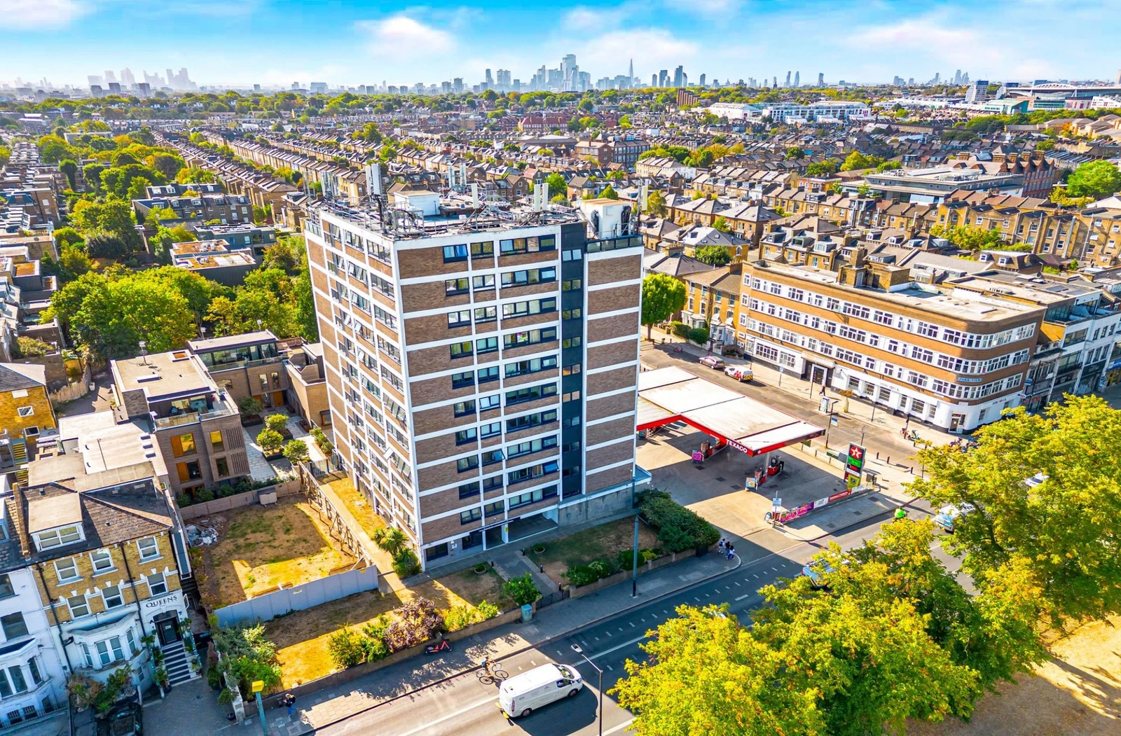 Park House, Seven Sisters Road, Finsbury Park, N4 - image 12