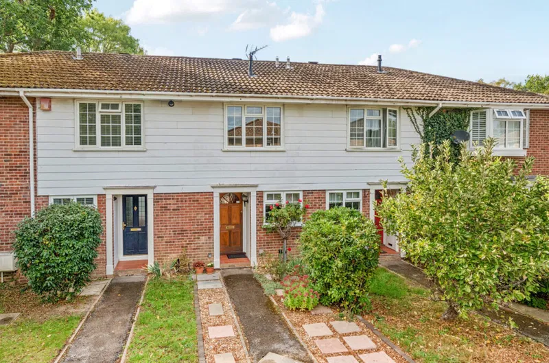 Hamilton Drive, Guildford, Surrey, GU2