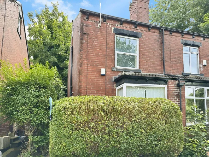 Village Place, Leeds, LS4