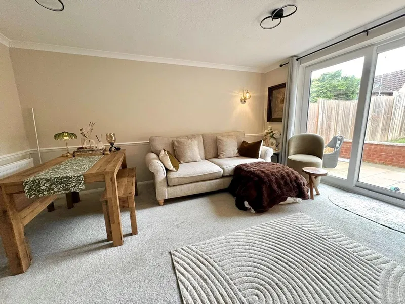 Braemar Crescent, Northampton - image 2