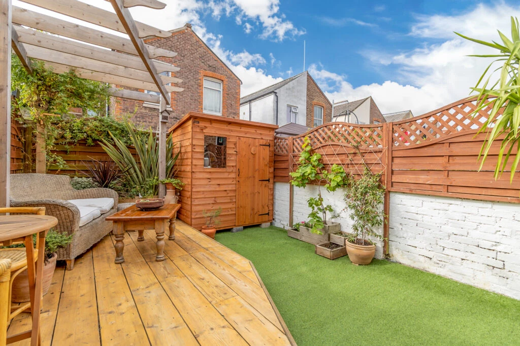 Mafeking Road, Southsea, PO4 - image 18