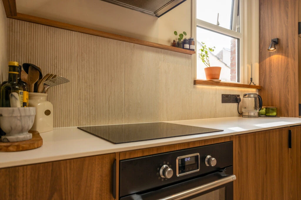 Mafeking Road, Southsea, PO4 - image 9