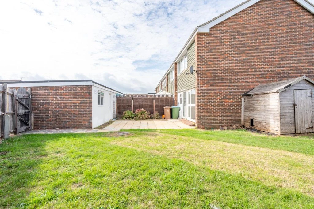 Churchill Walk, Pagham, Bognor Regis - image 12
