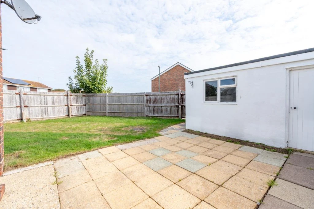 Churchill Walk, Pagham, Bognor Regis - image 14