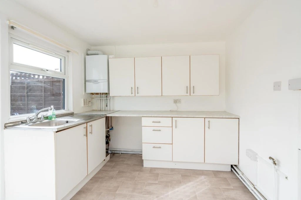 Churchill Walk, Pagham, Bognor Regis - image 5