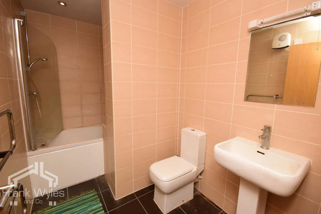 Clifton Drive North, Lytham St. Annes, Lancashire, FY8 2PB - image 5