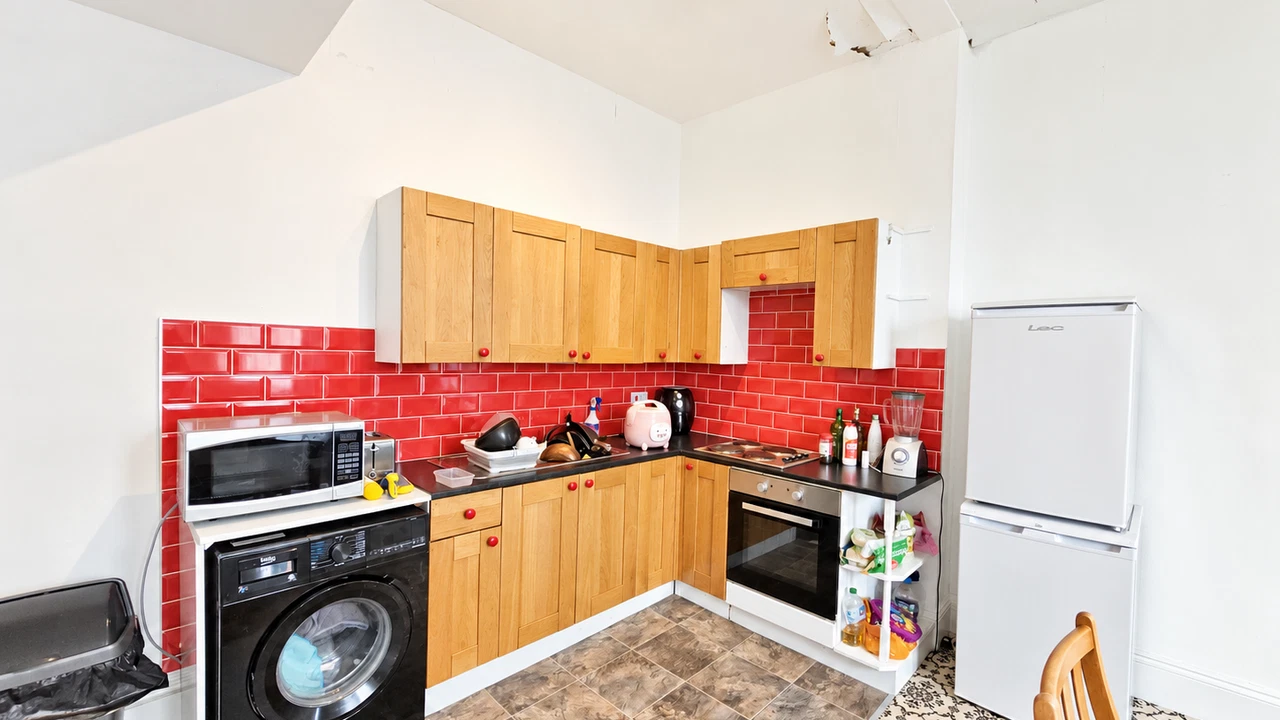 Westbourne Grove, Scarborough, North Yorkshire - image 5