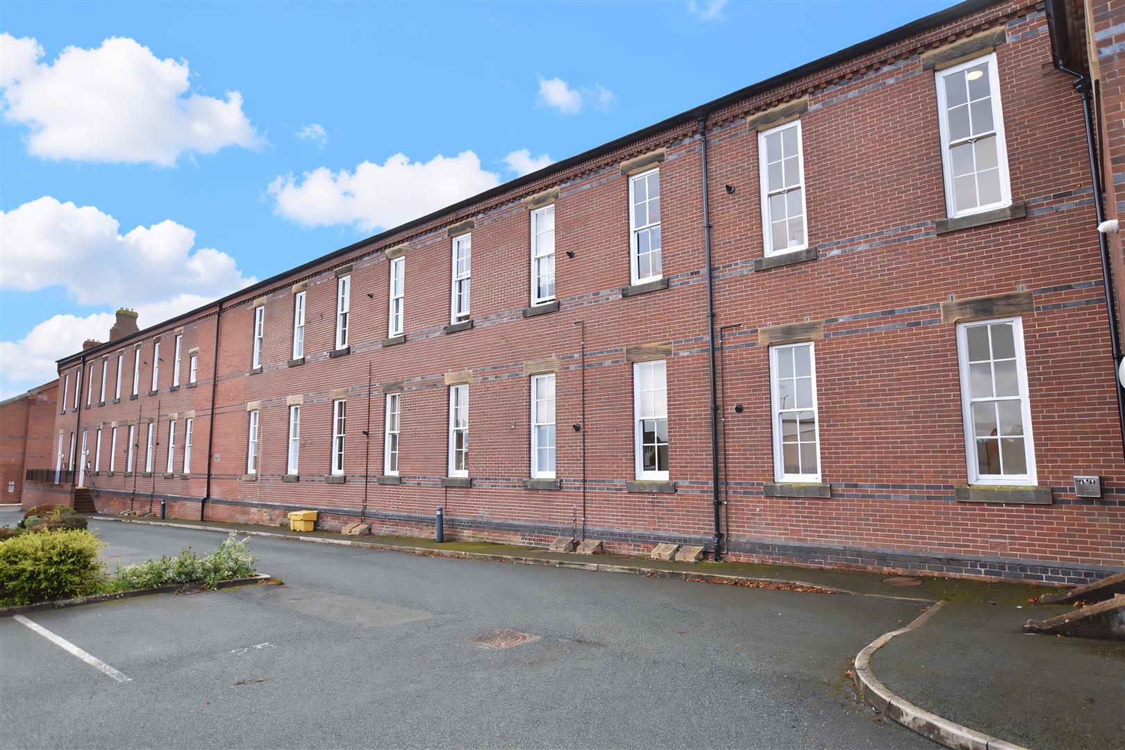 Corunna Court, Wrexham, LL13 8RF - image 11