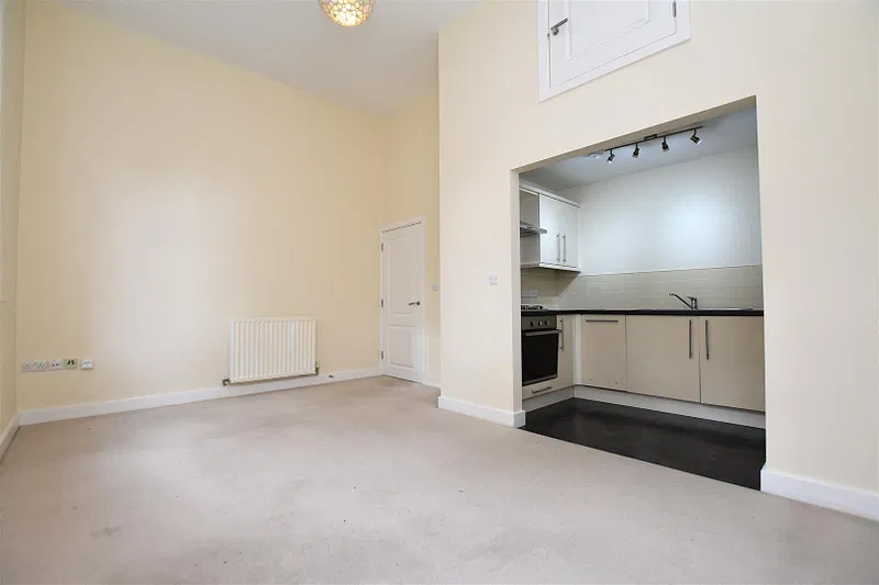 Corunna Court, Wrexham, LL13 8RF - image 2