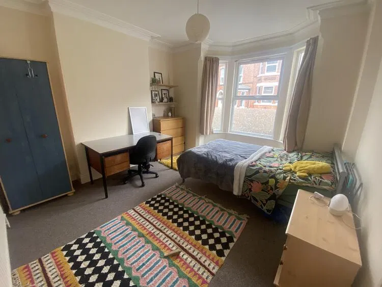 25 Balfour Road, Nottingham, Nottinghamshire NG7 1NY - image 3